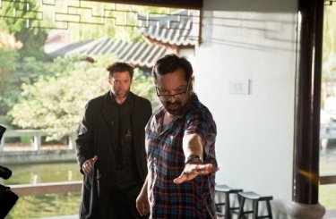 Wolverine: l'immortale: James Mangold mostra a Hugh Jackman come posizionarsi in una scena action