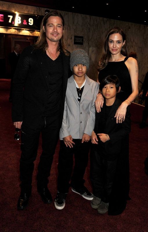 World War Z Brad Pitt E Angelina Jolie Con I Due Figli Maggiori Durante La Premiere Londinese 277001
