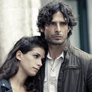 Squadra antimafia 5: Marco Bocci e Giulia Michelini in una scena della fiction