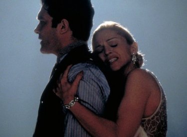 Madonna e Antonio Banderas impegnati in un tango in una sequenza di Evita (1996)