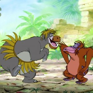 Il libro della giungla: scimmie ballerine in una scena