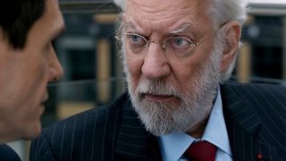 Crossing Lines: Donald Sutherland nel pilot della serie