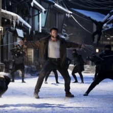 Wolverine: l'immortale, Hugh Jackman in azione in una concitata scena del film