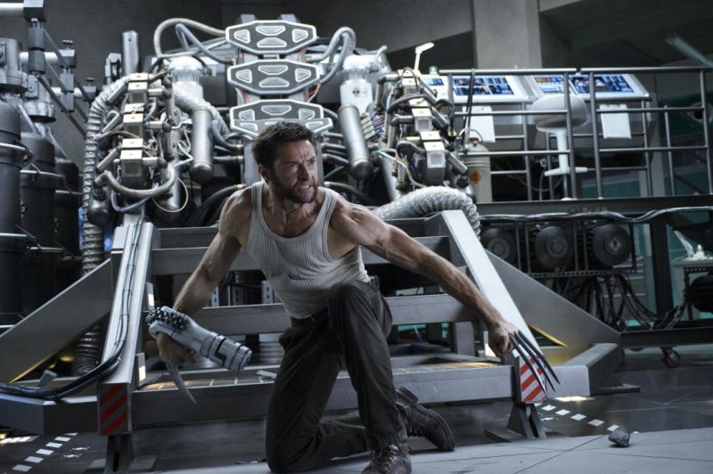 Wolverine: The Immortal - Hugh Jackman defends himself from an enemy in his lab in a scene