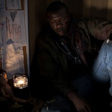 Edwin Hodge in una scena dell'horror La notte del giudizio