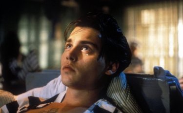 Johnny Depp nel film Cry-Baby di John Waters