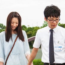 Gen Hoshino e Kaho in Blindly in Love