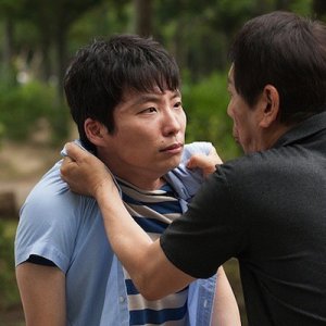 Gen Hoshino nella commedia Blindly in Love