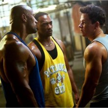 Mark Wahlberg, Anthony Mackie con Dwayne Johnson in Pain & Gain - Muscoli e Denaro