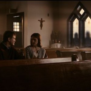 The Last Exorcism - Liberaci dal male: Joe Chrest e Ashley Bell in una scena