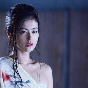 Una scena del film The Yakuza Wives Neo