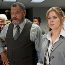 L'uomo d'acciaio: Amy Adams e Laurence Fishburne in una scena