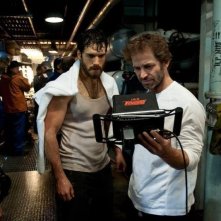 L'uomo d'acciaio: Henry Cavill e Zack Snyder sul set