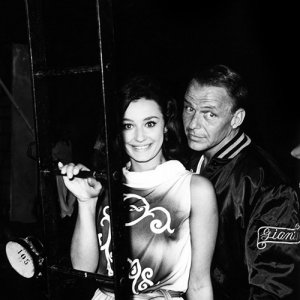 Raffaella Carrà con Frank Sinatra nel periodo delle riprese de Il colonnello Von Ryan