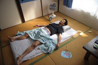 Shin'ichi Tsutsumi è Shizuo nella commedia giapponese Ore wa Mada Honki Dashite nai Dake