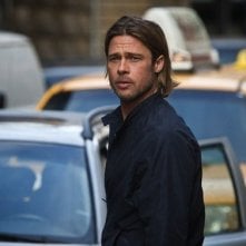 Brad Pitt interpreta Gerry Lane nel film World War Z