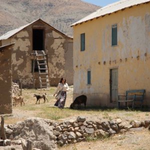 Violeta Went to Heaven: Francisca Gavilán nei panni di Violeta Parra in una scena del film