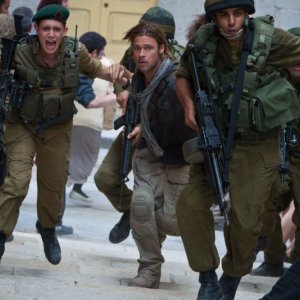 World War Z: Brad Pitt nei panni di Gerry Lane