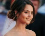 Jenna-Louise Coleman nella miniserie Death Comes to Pemberley