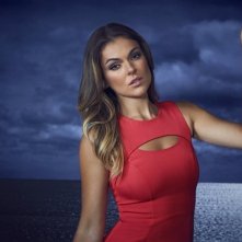 Graceland: Serinda Swan in una foto promozionale della serie