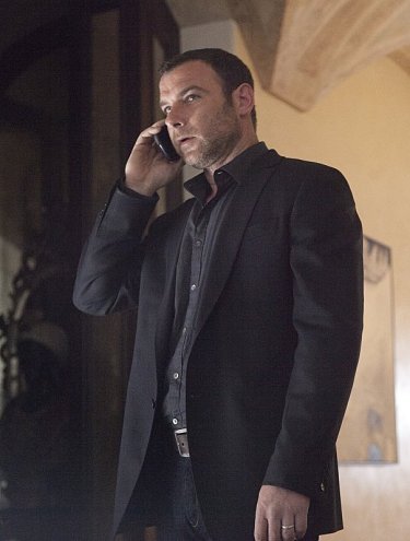 Ray Donovan: Liev Schreiber in una scena dell'episodio A Mouth Is a Mouth
