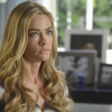 Twisted: Denise Richards nell'episodio Grief is a Five-Letter-Word
