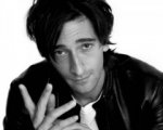 Adrien Brody e Jordana Brewster in American Heist