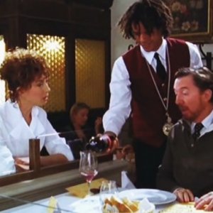 La Ladra - Veronica Pivetti e Gabriele De Luca (con la divisa da sommelier)