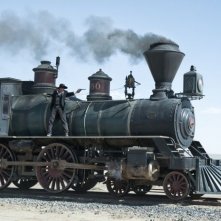 The Lone Ranger: Ruth Wilson, Tom Wilkinson e William Fichtner in una scena d'azione del film