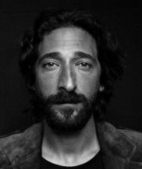 Un bel ritratto di Adrien Brody