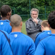 Eddy Mitchell in Les petits princes - una scena del film francese del 2013