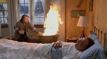 Kathy Bates con James Caan in Misery (1990)