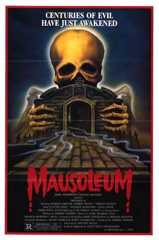 Mausoleum: la locandina del film