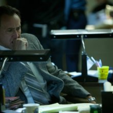 Nicolas Cage pensieroso in una scena di The Frozen Ground