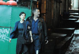 Something Good: Luca Barbareschi e Zhang Jingchu in una scena del thriller