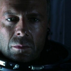 Bruce Willis in una sequenza di Armageddon (1998)