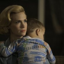 Mad Men: January Jones e Ryder Londo nell'episodio The Crash
