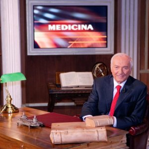 Superquark: Piero Angela durante il programma, nel 2013