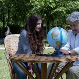 Esther Garrel con Didier Bezace in Jeunesse