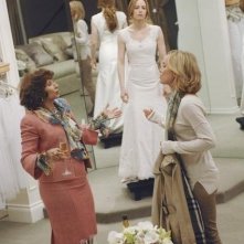 Red Widow: Jaime Ray Newman, Natalija Nogulich e Radha Mitchell nel pilot della serie