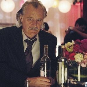 Red Widow: Rade Serbedzija nel pilot della serie