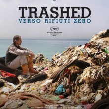 Trashed: la locandina italiana del film