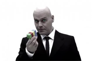 Clip 'Ufficio oggetti smarriti' - Oggetti smarriti