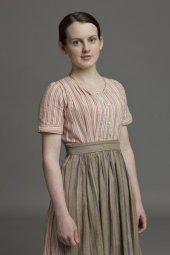 Downton Abbey: Sophie McShera in una foto promozionale della serie