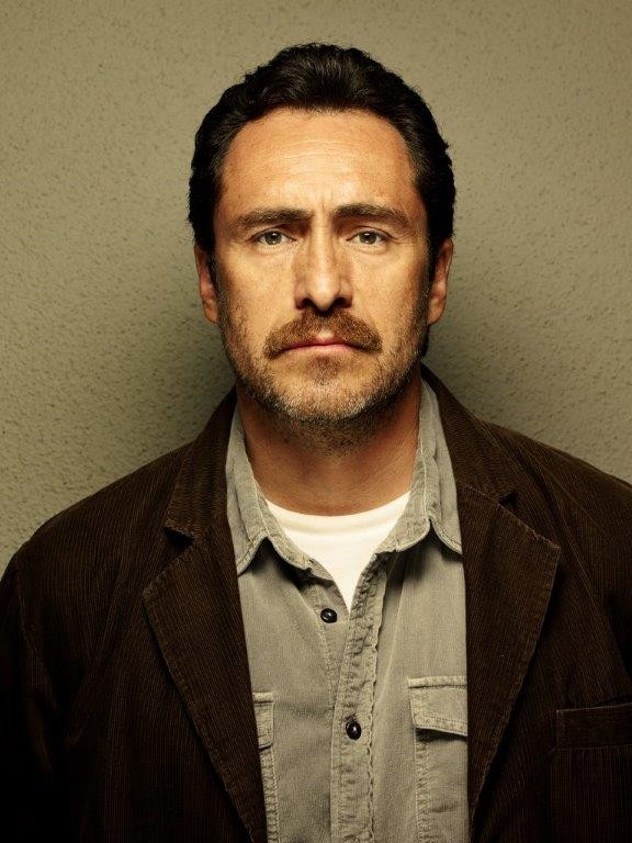 The Bridge Demian Bichir In Una Immagine Promozionale Della Serie Fx 280308