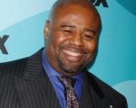 Chi McBride e Henry Ian Cusick in Hawaii Five-0