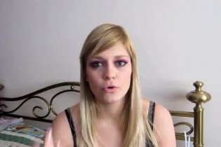 Reportage Alice Like Audrey - Violetta