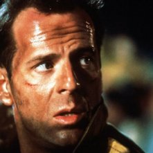 Trappola di cristallo (Die Hard, 1988) - Bruce Willis in una sequenza