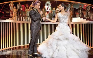 Hunger Games: la ragazza di fuoco: foto promozionale che mostra Jennifer Lawrence insieme a Stanley Tucci
