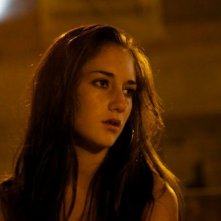 Les Apaches: la giovane Maryne Cayon in una scena del film